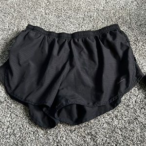 Basic stripy black Nike shorts